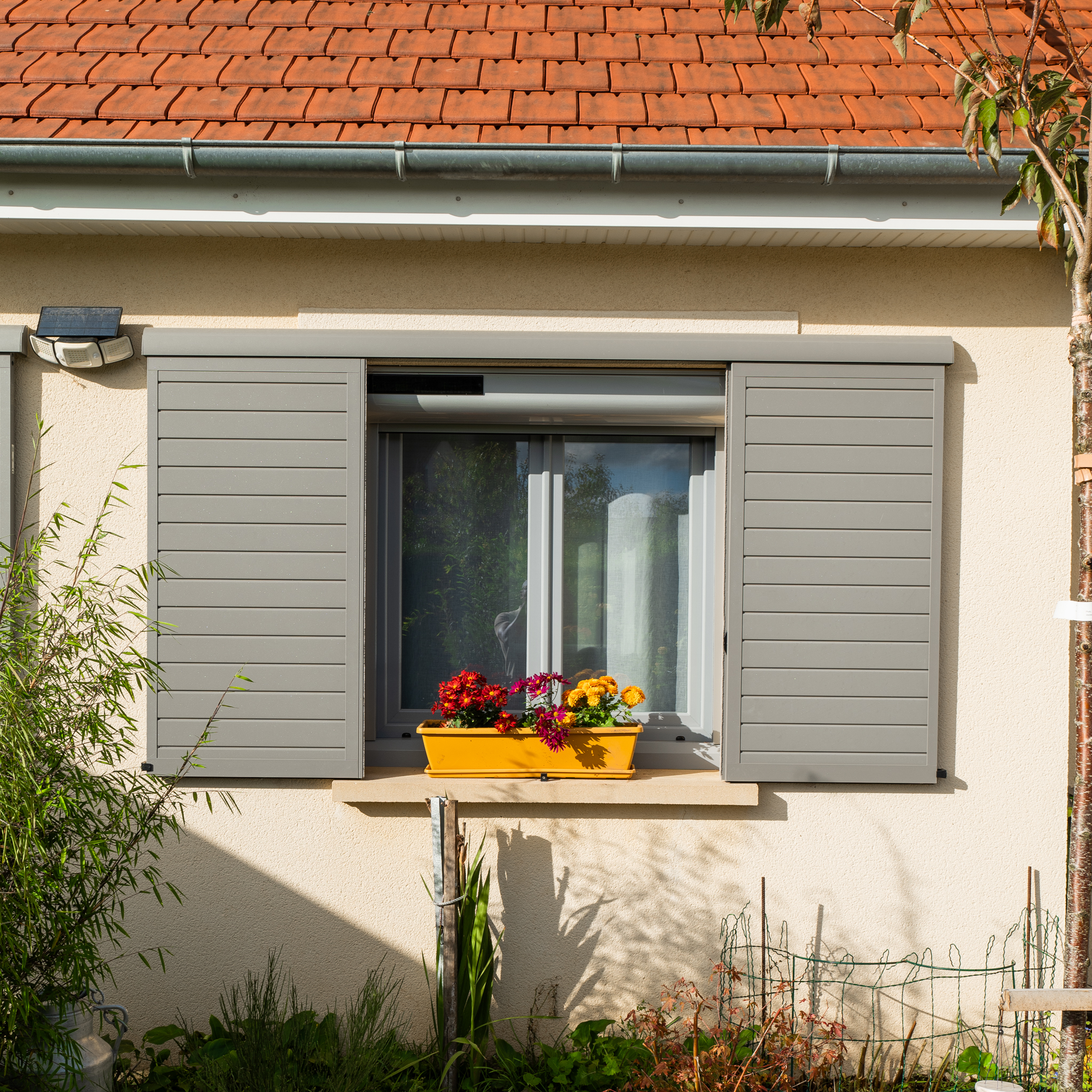 Installation de volets roulants solaire à Douvres-la-délivrande